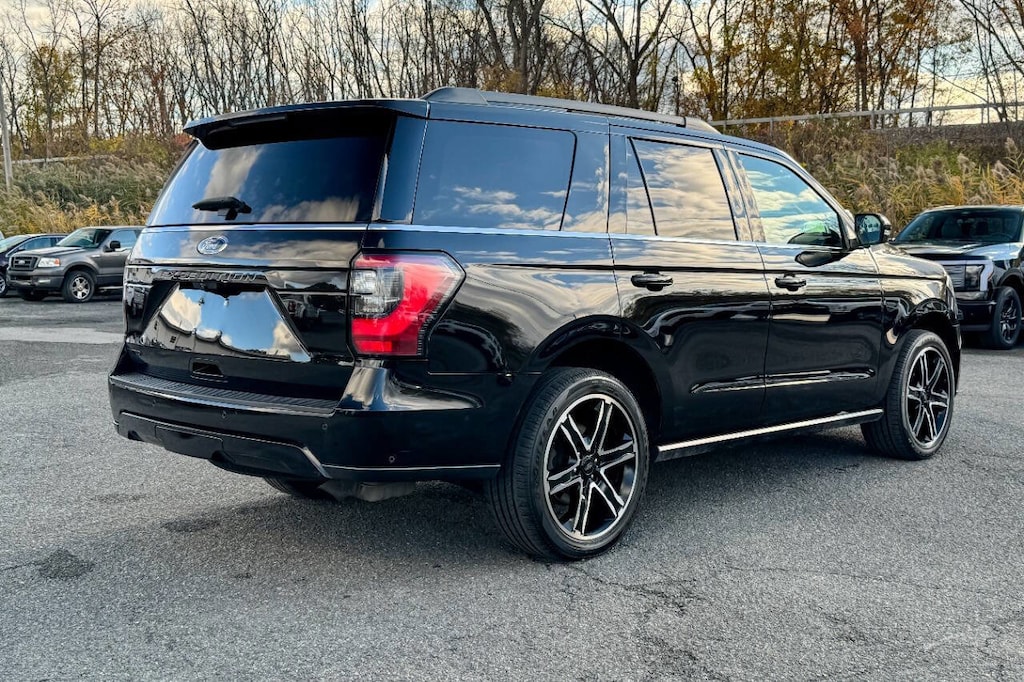Used 2019 Ford Expedition Limited SUV
