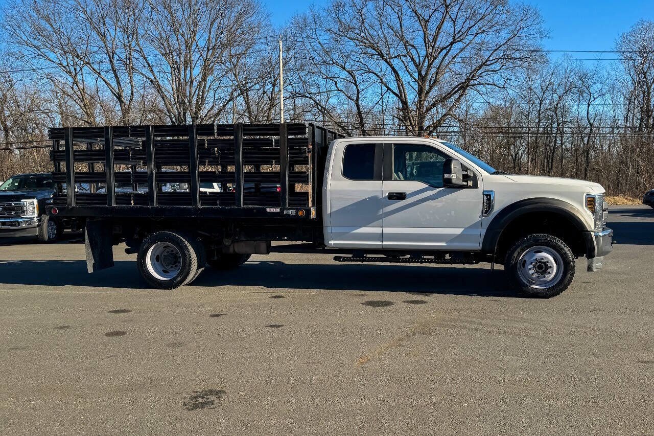 2019 Ford F-450 photo 2