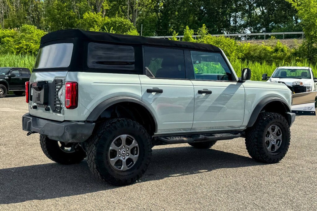 Used 2022 Ford Bronco Base 4x4 4dr SUV SUV