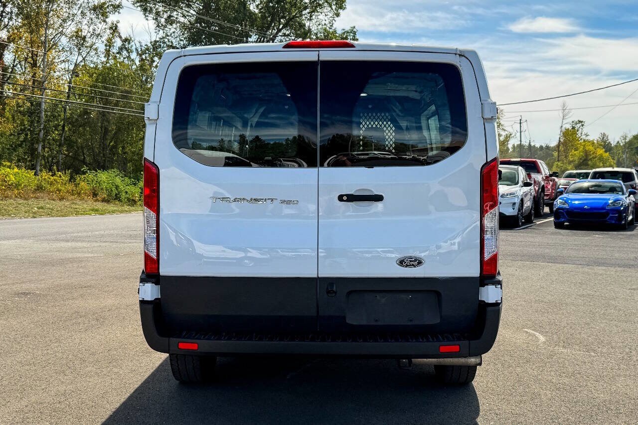 2023 Ford Transit photo 3