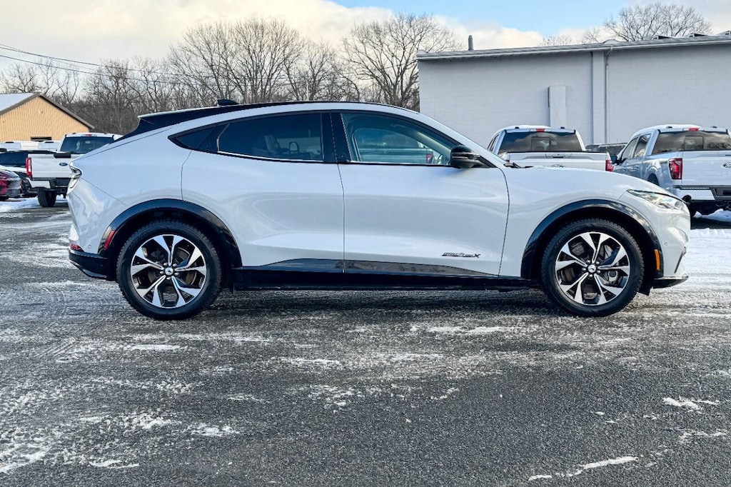 Used 2022 Ford Mustang Mach-E Premium SUV