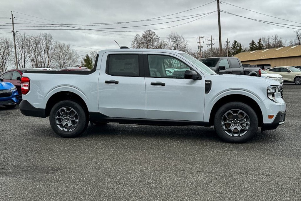 New 2026 Ford Maverick XLT TRUCK