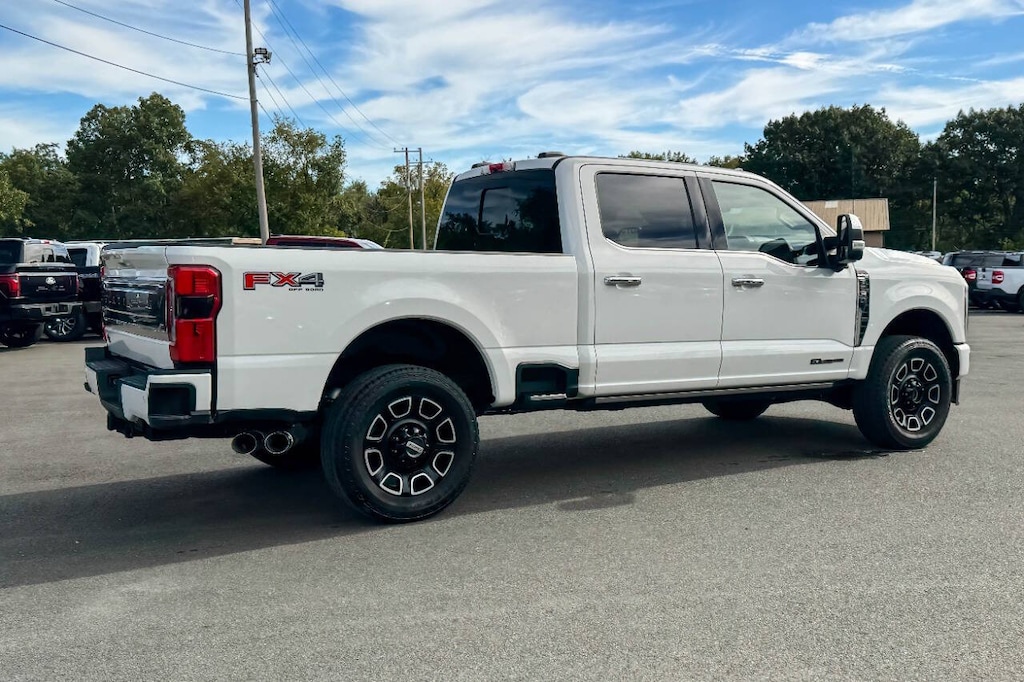 Used 2024 Ford F-250 Super Duty Platinum 4x4 4dr Crew Cab 6.8 ft. SB Pickup Pickup Truck