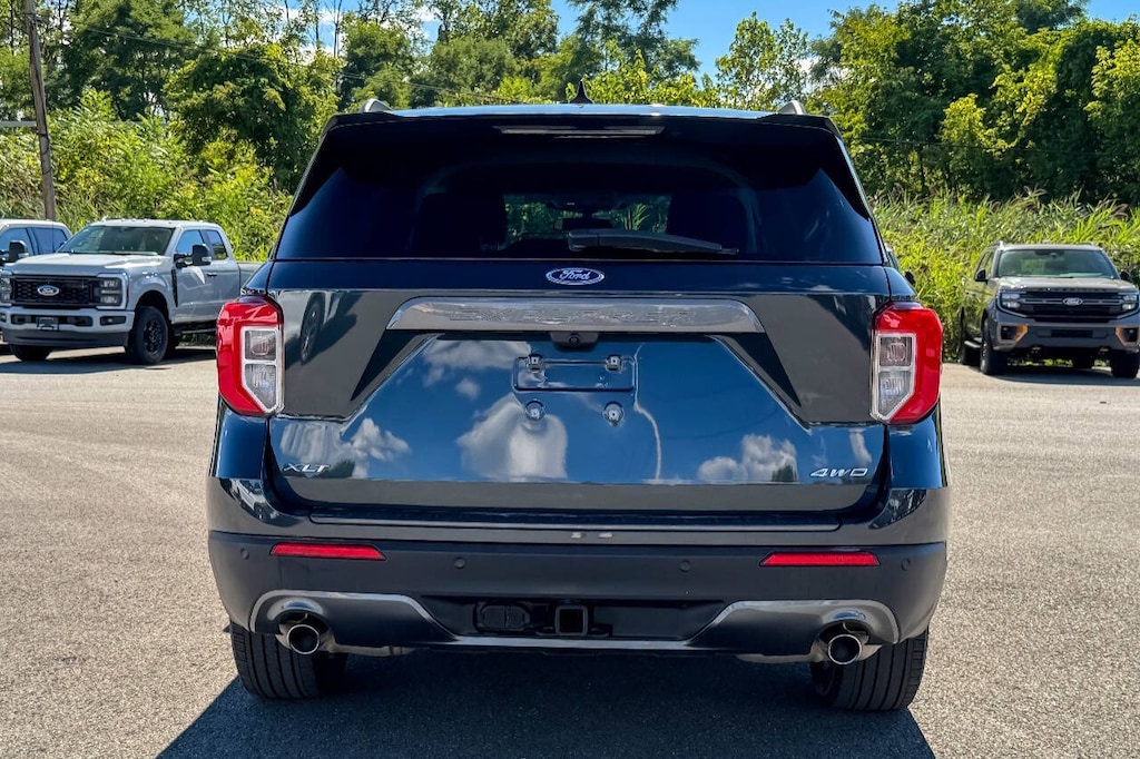 Used 2023 Ford Explorer XLT AWD 4dr SUV SUV
