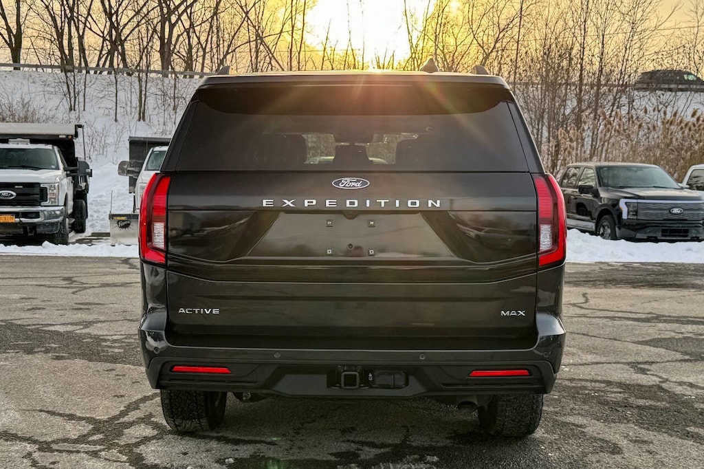 Used 2025 Ford Expedition Max Active SUV