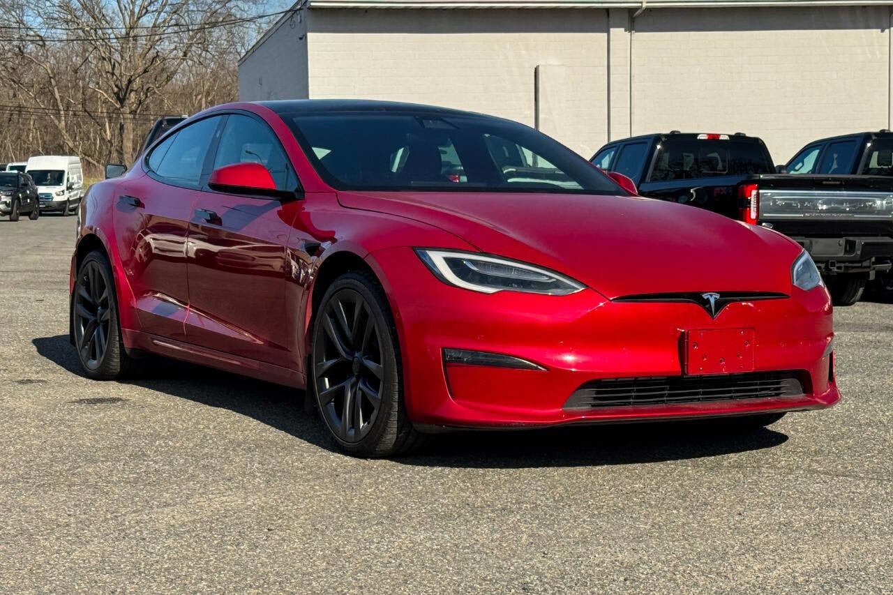 2021 Tesla Model S Plaid's photo
