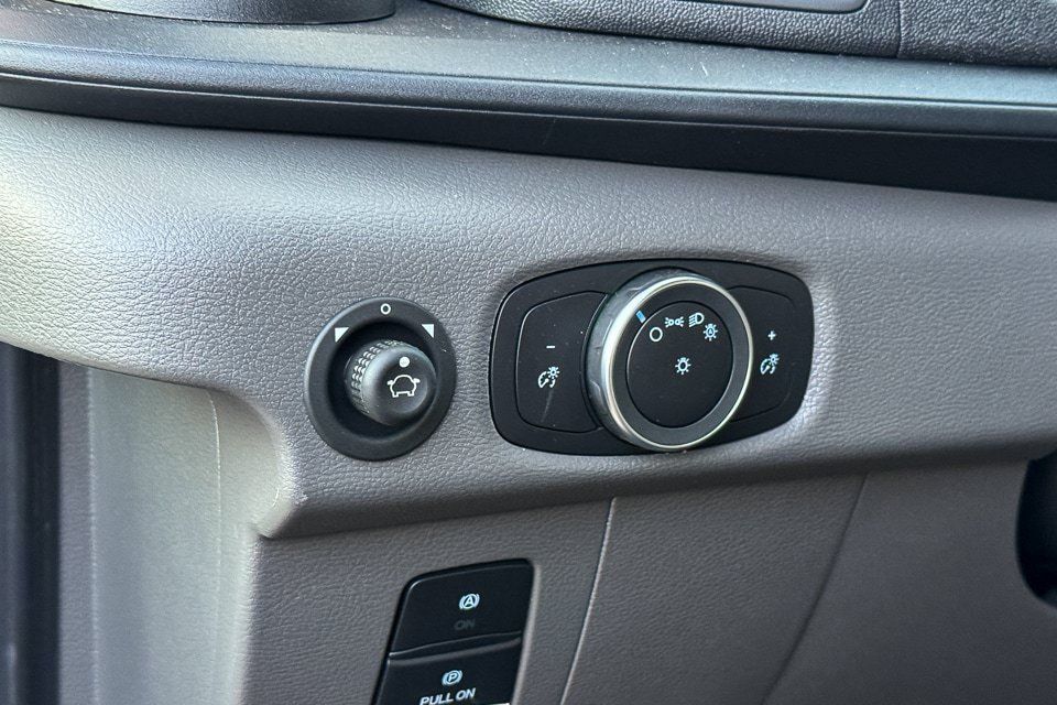 2025 Ford Transit Passenger Van XL - Photo 26