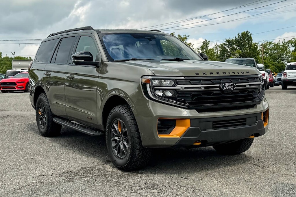 Certified 2025 Ford Expedition Tremor 4x4 4dr SUV SUV