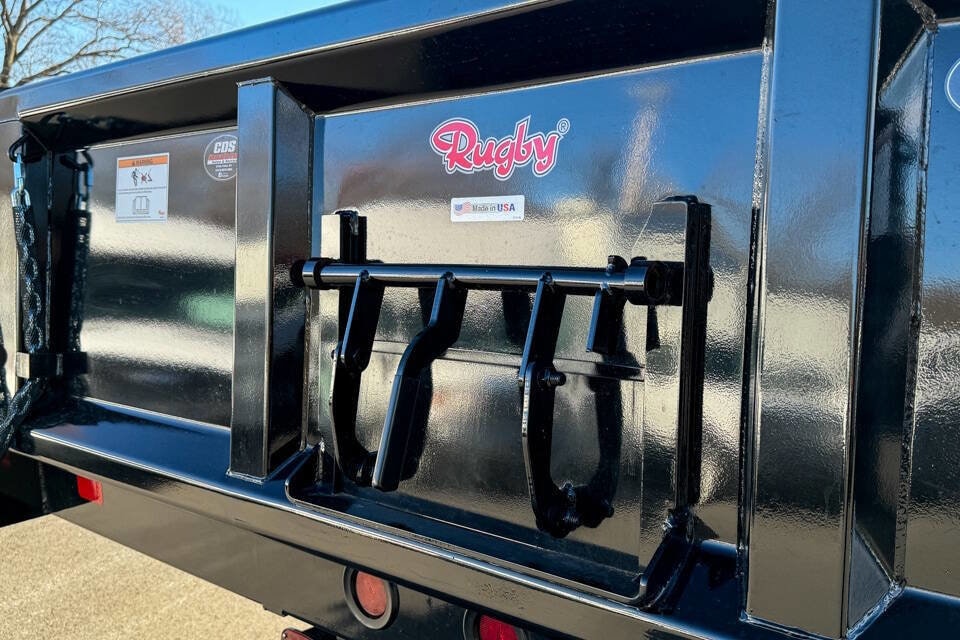 2024 Ford F-350 Super Duty Chassis Cab XLT - Photo 18