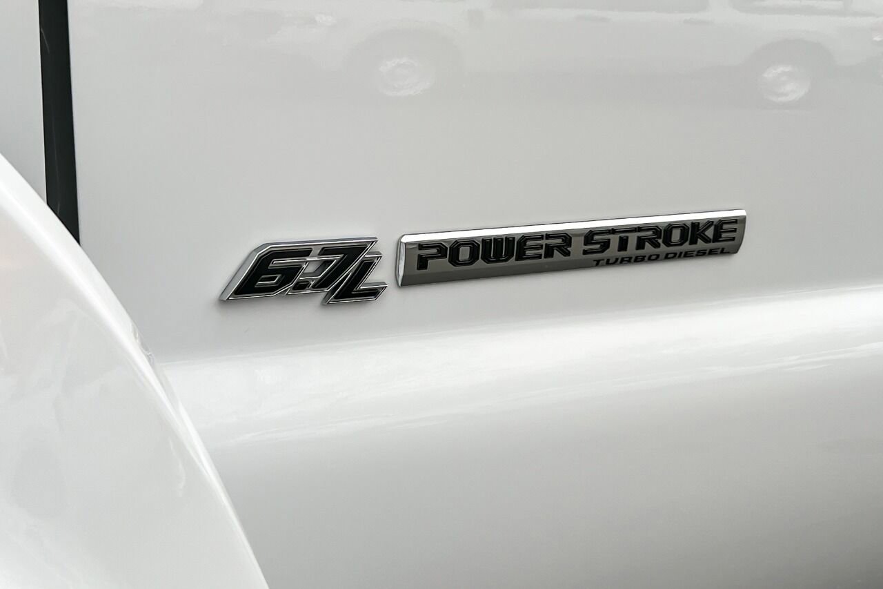 2024 Ford F-750 Commercial - Photo 30