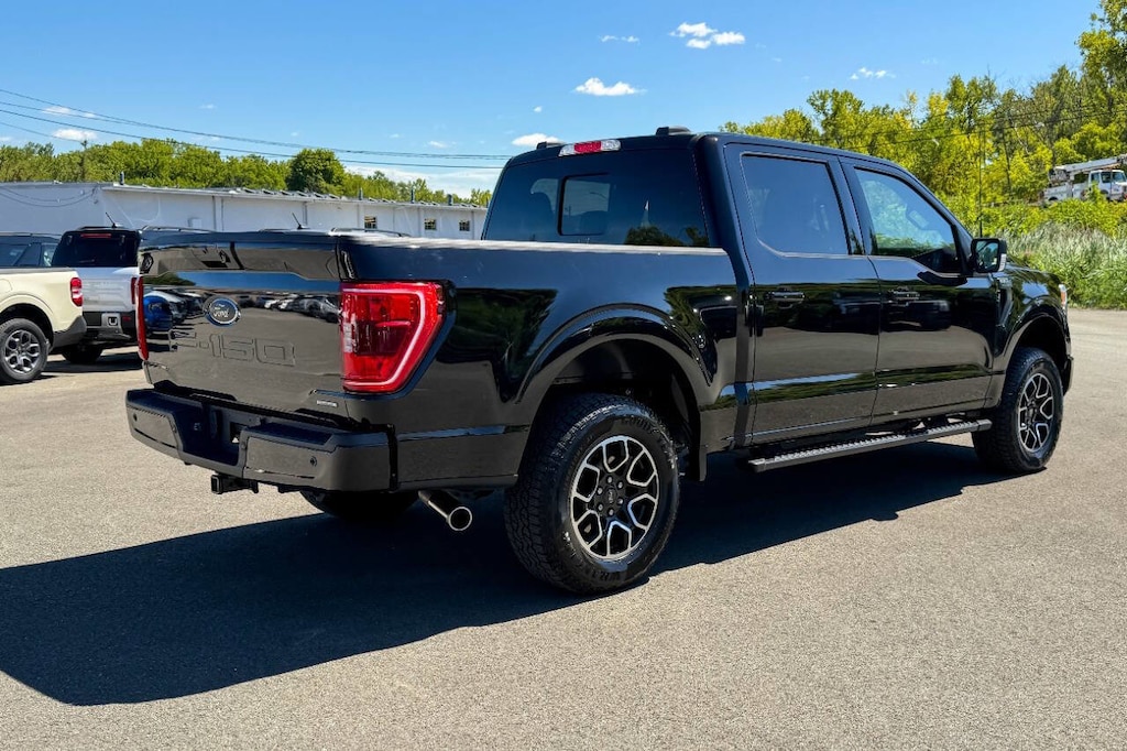 Used 2022 Ford F-150 XLT 4x4 4dr SuperCrew 5.5 ft. SB Truck SuperCrew Cab