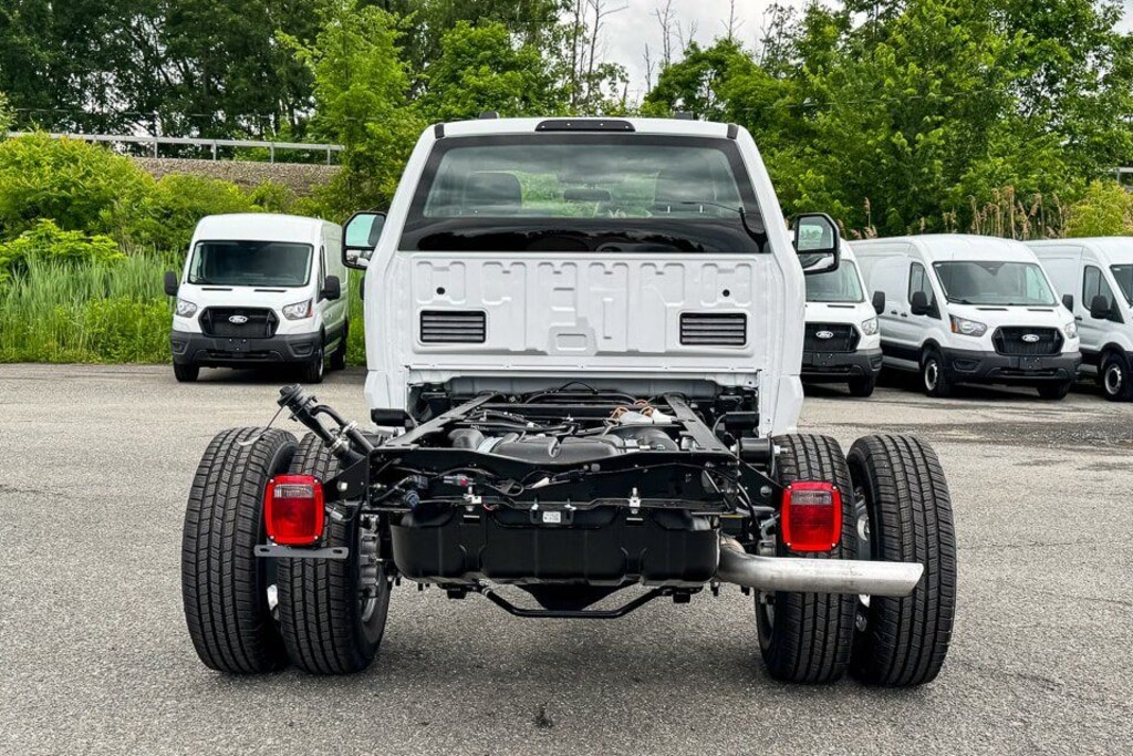 New 2026 Ford F-350SD XL Chassis