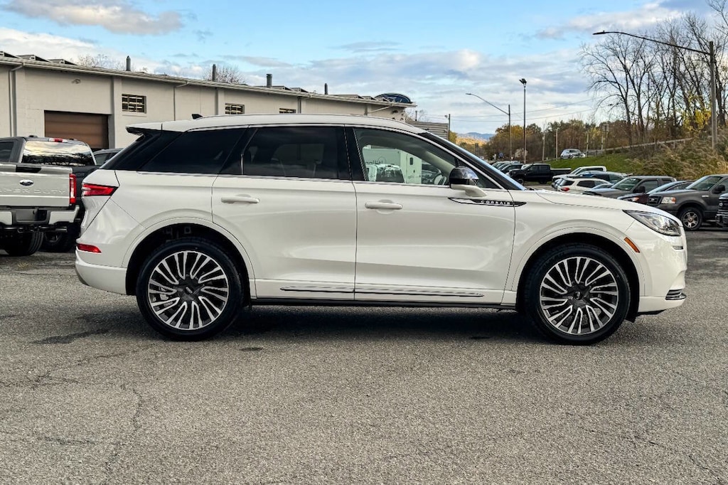 Used 2021 Lincoln Corsair Standard SUV