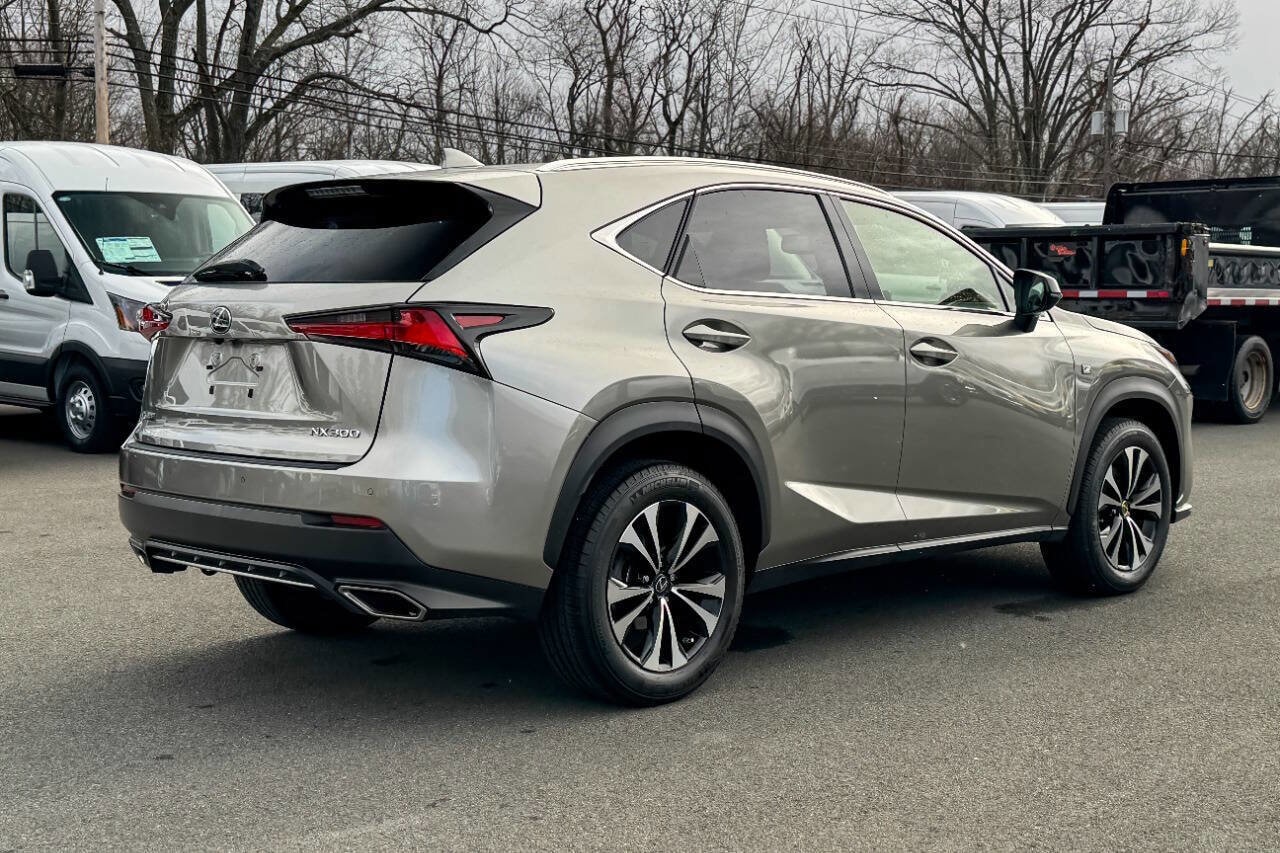 2020 Lexus NX 300 F SPORT photo 3