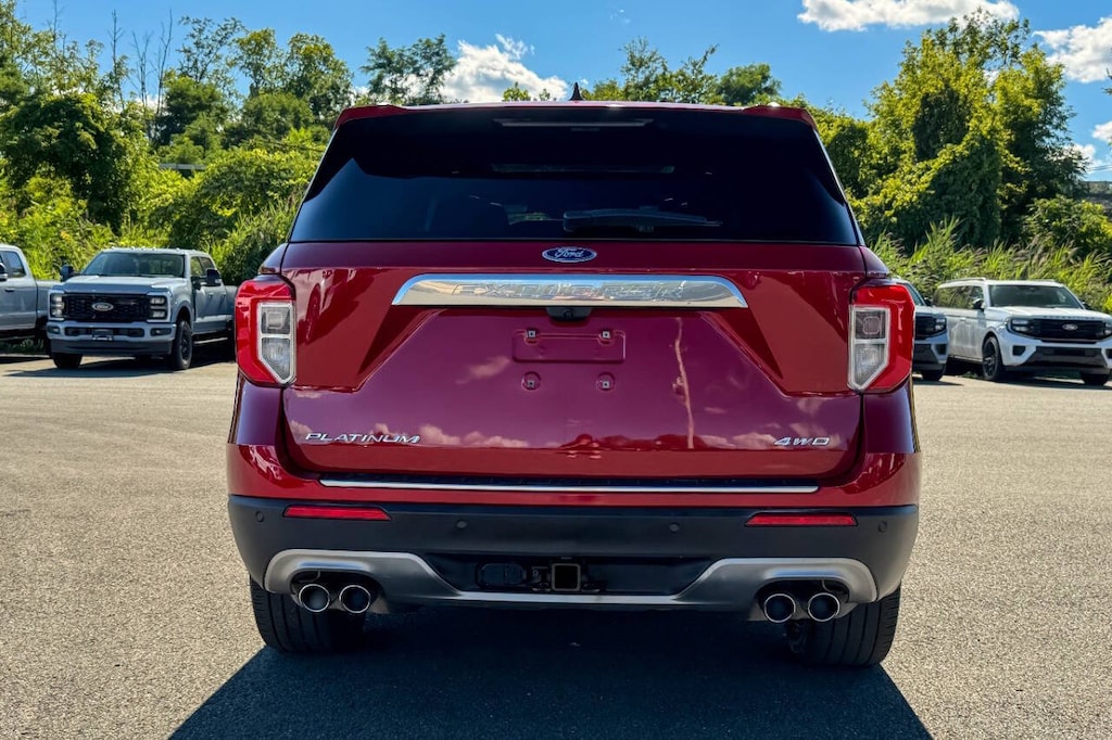 Used 2023 Ford Explorer Platinum AWD 4dr SUV SUV