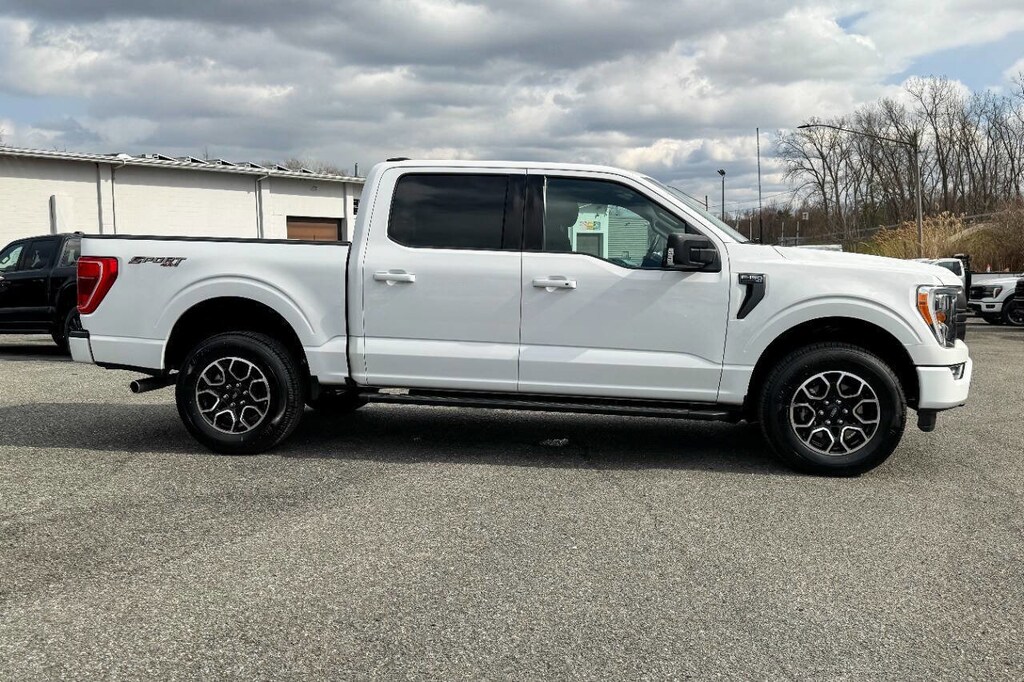 Used 2022 Ford F-150 XLT 4x4 4dr SuperCrew 5.5 ft. SB Truck SuperCrew Cab