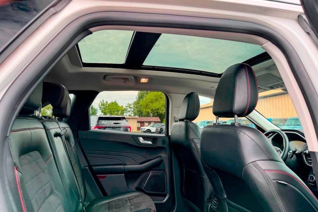 2022 Ford Escape SEL - Photo 12