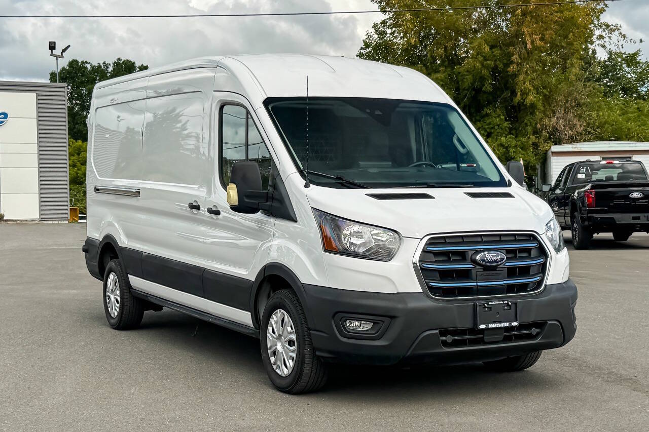 2022 Ford E-Transit Cargo Van Base