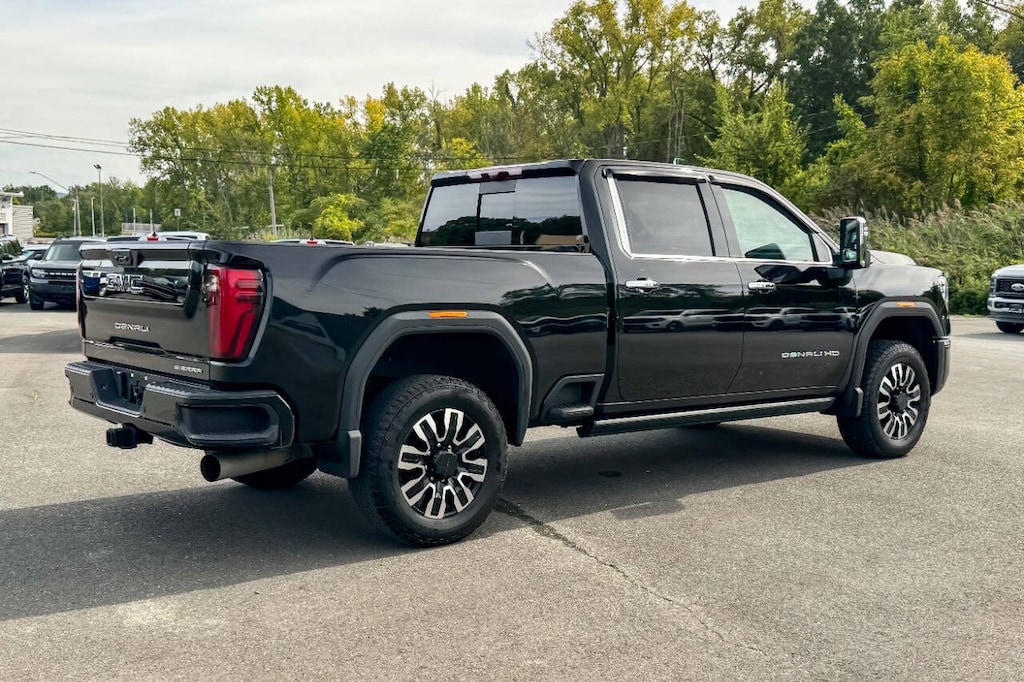 Used 2025 GMC Sierra 3500HD Denali Ultimate 4x4 4dr Crew Cab SB SRW Pickup Truck
