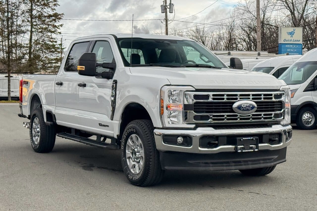 2024 Ford F-250 Super Duty XLT's photo
