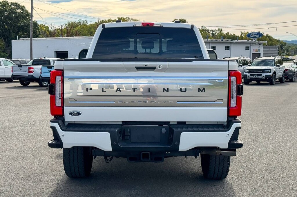 Used 2024 Ford F-250 Super Duty Platinum 4x4 4dr Crew Cab 6.8 ft. SB Pickup Pickup Truck