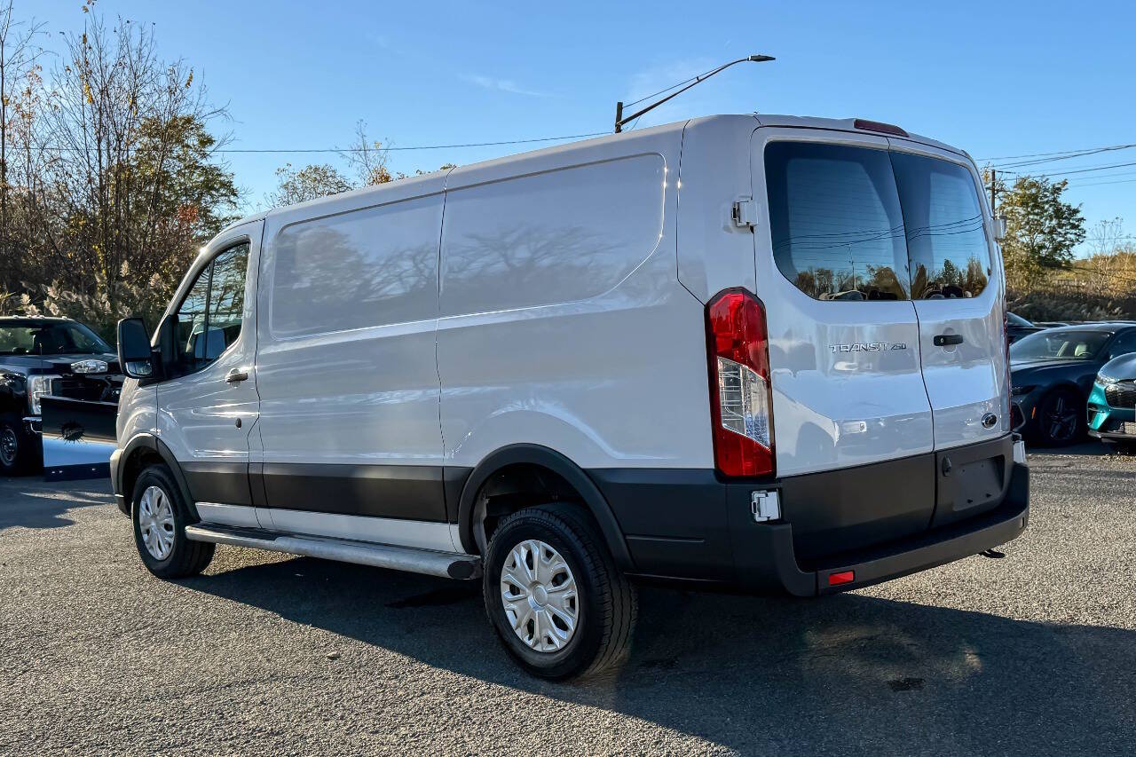 Used 2025 Ford Transit 250 3dr SWB Low Roof Cargo Van Full-Size