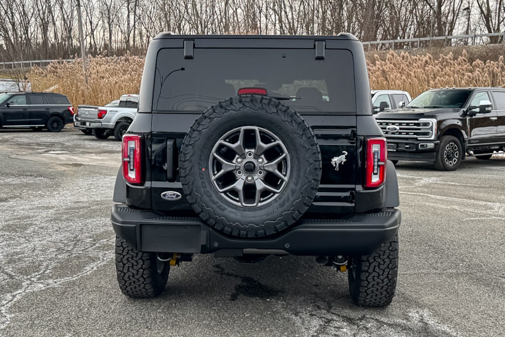 New 2025 Ford Bronco Badlands SUV