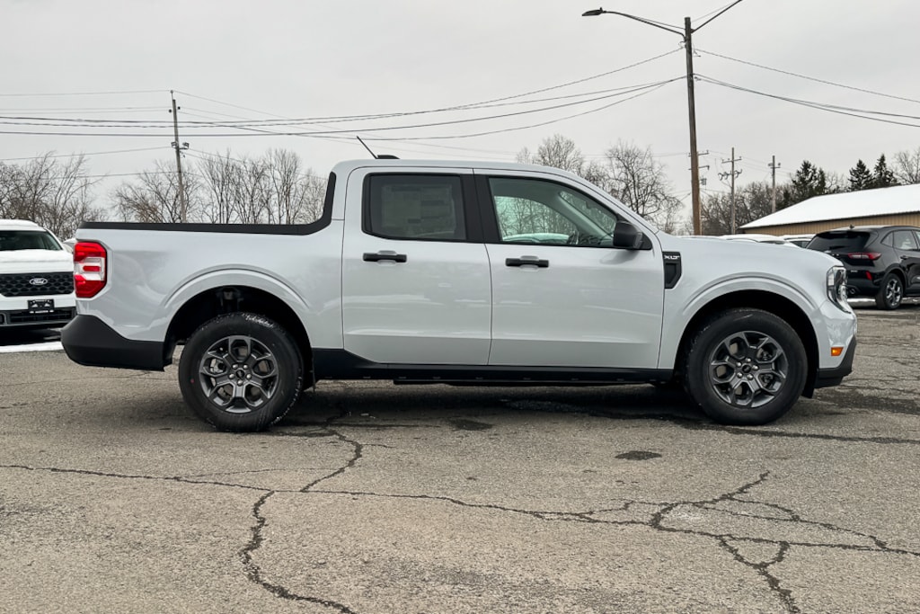 New 2026 Ford Maverick XLT Truck SuperCrew