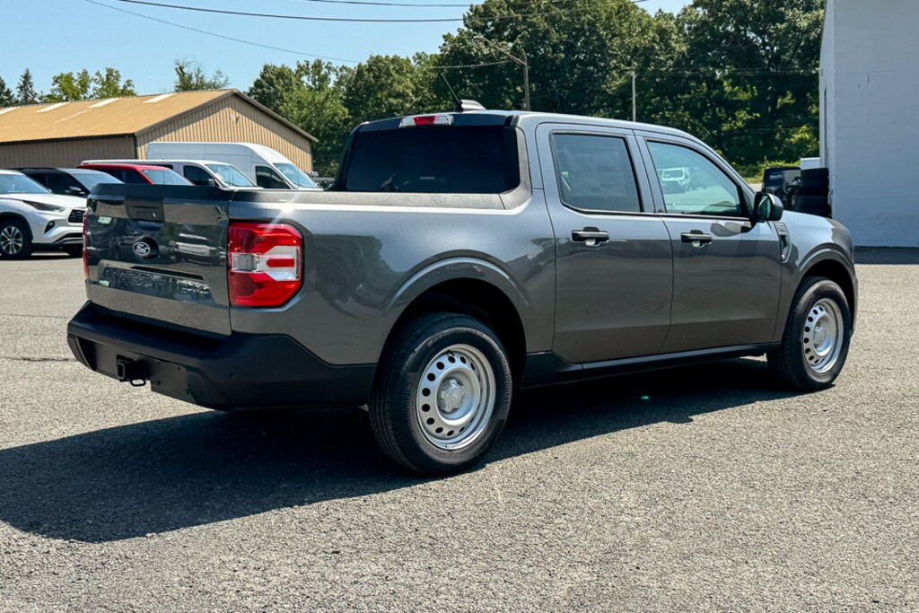 New 2026 Ford Maverick XL Truck SuperCrew