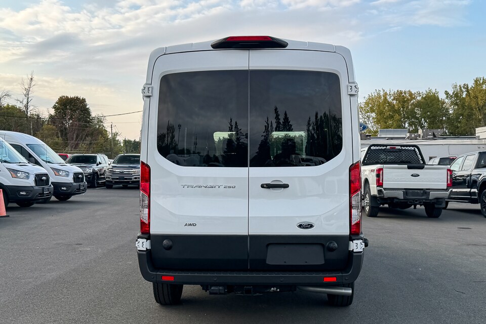 2025 Ford Transit photo 3