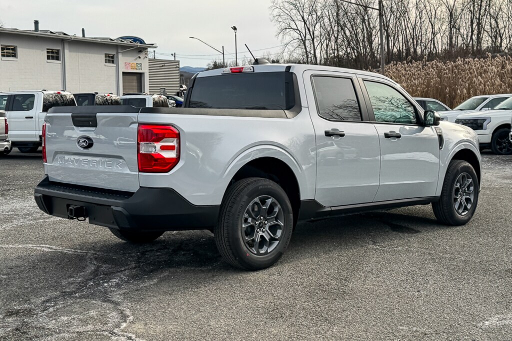 New 2026 Ford Maverick XLT Truck SuperCrew