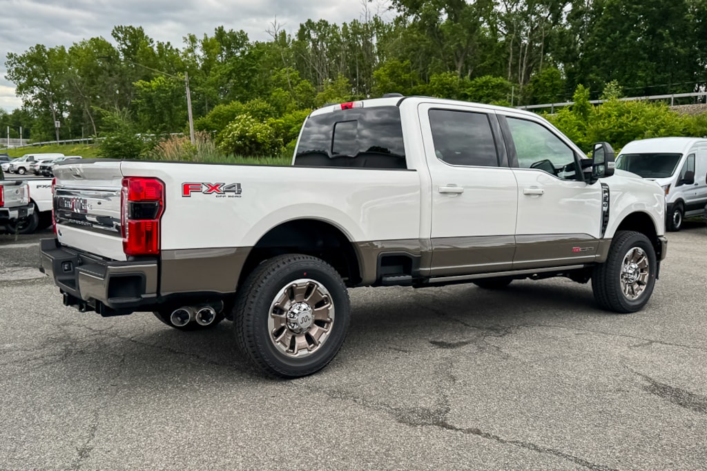 New 2026 Ford F-350 F-350® King Ranch® Truck Crew Cab