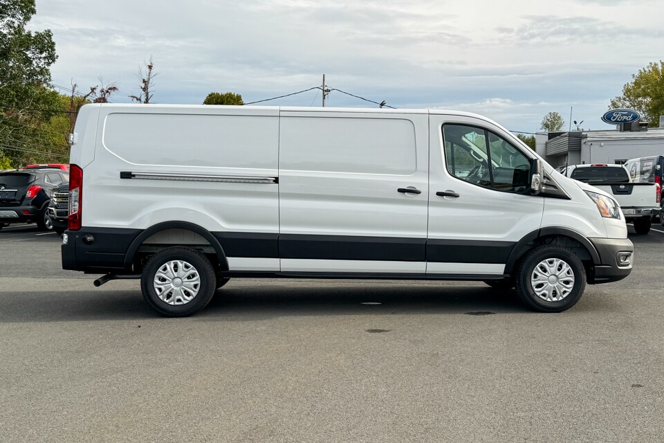 2025 Ford Transit photo 2