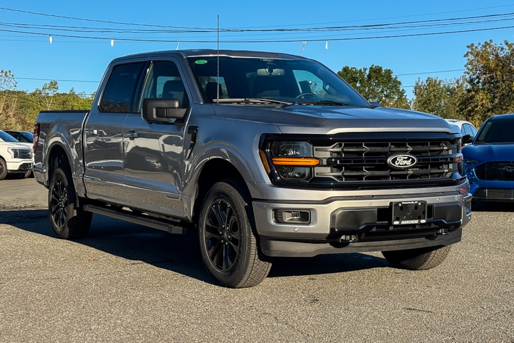 New 2025 Ford F-150 XLT Truck SuperCrew Cab
