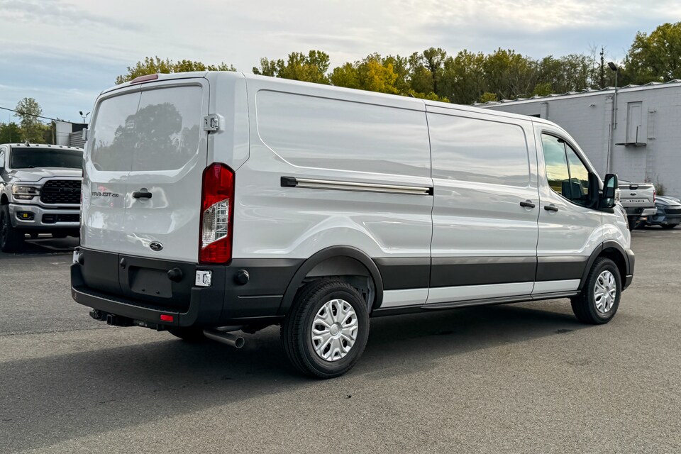2025 Ford Transit photo 3