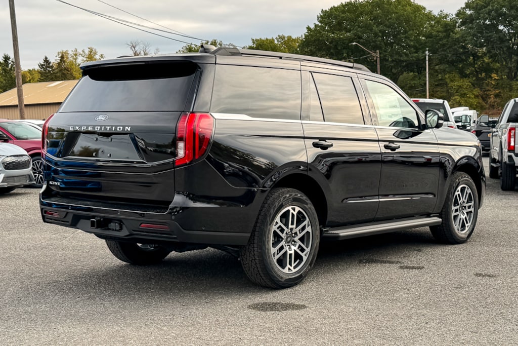 New 2025 Ford Expedition Active SUV