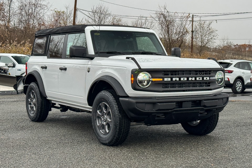 2025 Ford Bronco 4-Door Big Bend's photo