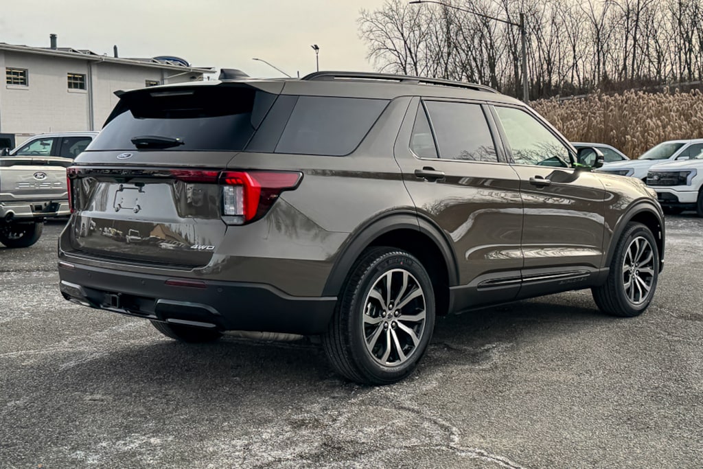 New 2026 Ford Explorer ST-Line SUV
