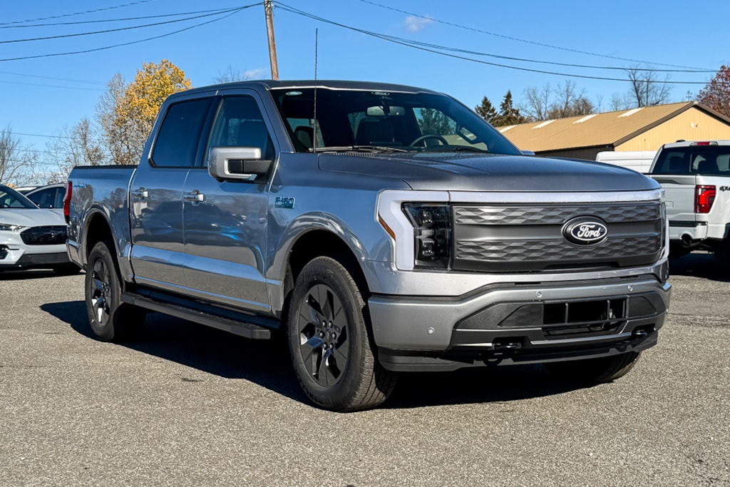 New 2025 Ford F-150 Lightning Lariat Truck SuperCrew Cab