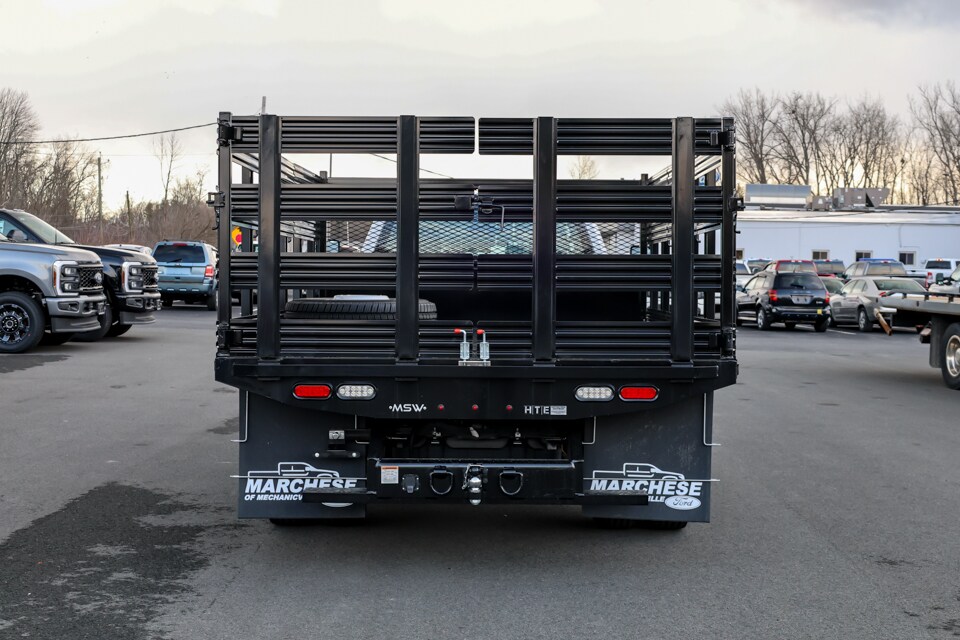 2024 Ford F-350 XL photo 4