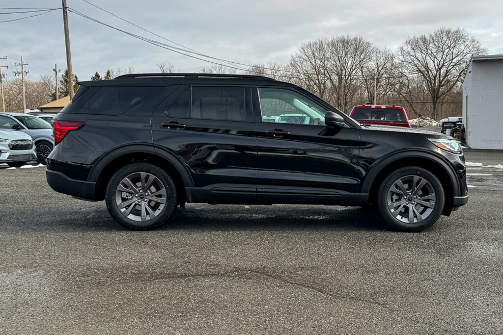 New 2026 Ford Explorer Active SUV