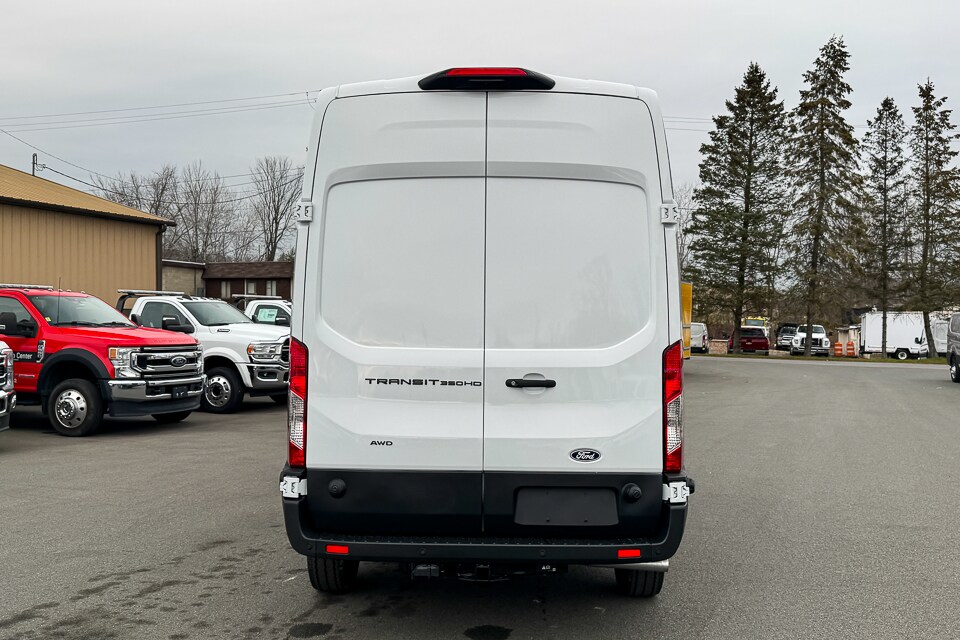 2026 Ford Transit photo 3