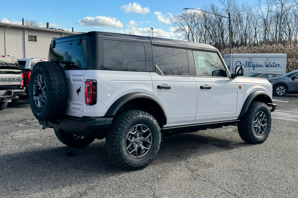 New 2025 Ford Bronco Badlands SUV