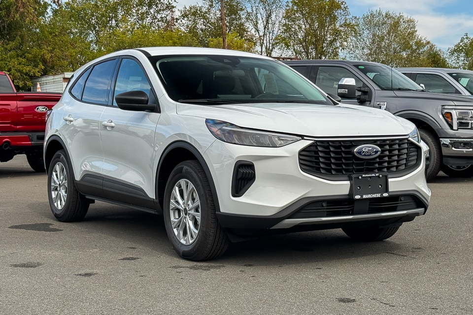 2025 Ford Escape Active's photo