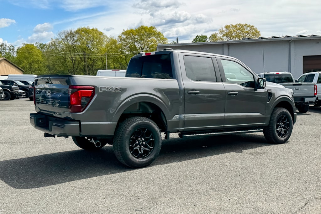 New 2026 Ford F-150 XLT Truck SuperCrew Cab