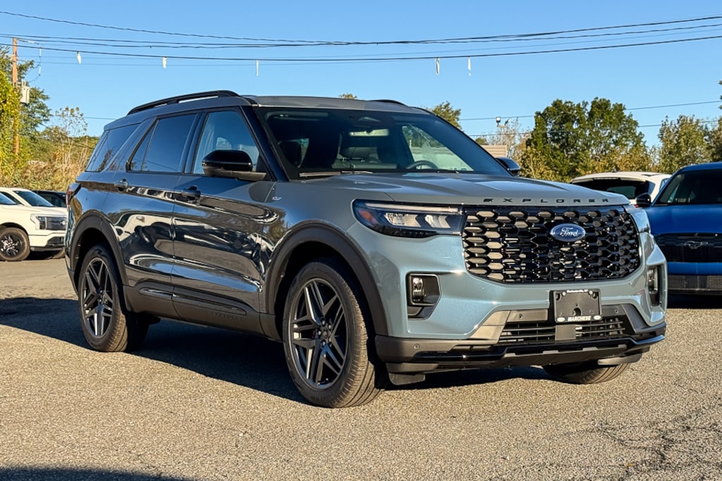 New 2025 Ford Explorer ST-Line SUV