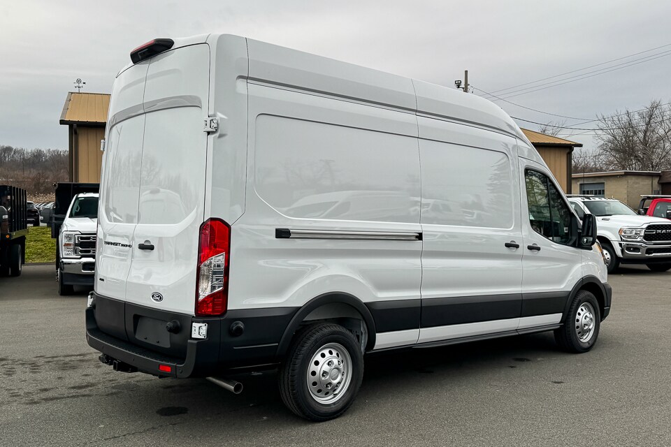 2026 Ford Transit photo 2