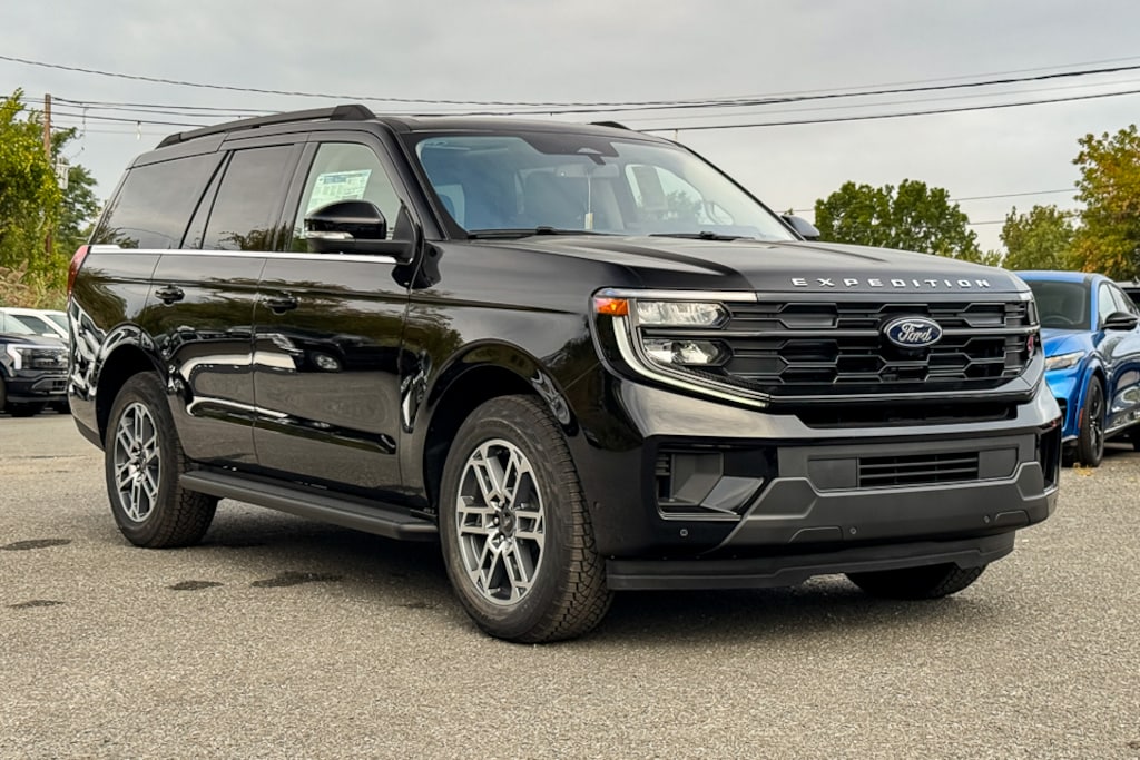 New 2025 Ford Expedition Active SUV