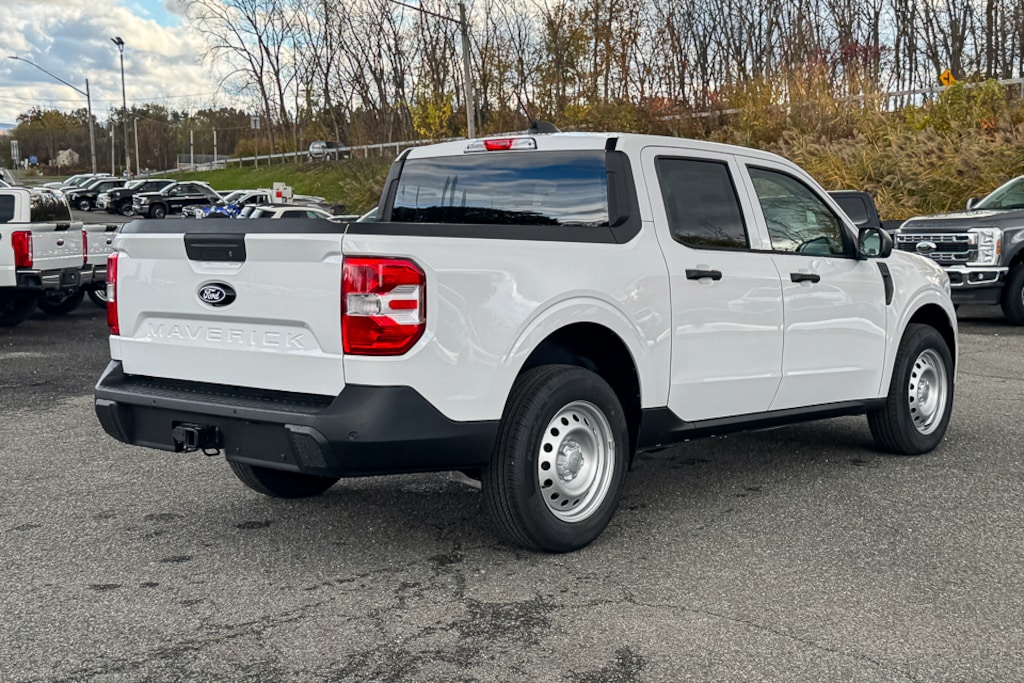 New 2025 Ford Maverick XL Truck SuperCrew