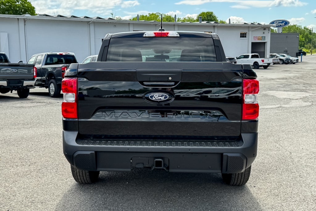 New 2026 Ford Maverick XLT Truck SuperCrew